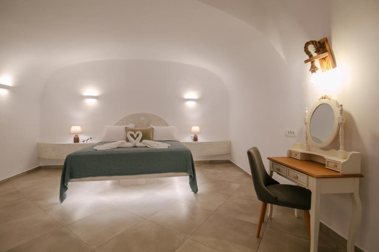 Sun Angelos Oia - Luxury Cave Suites Экстерьер фото